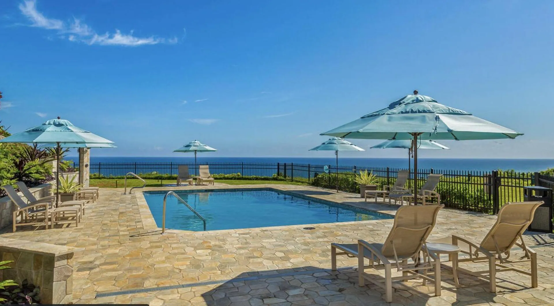 Puu Poa Ocean Bluff Condo, Incredible Views, Walk To Beaches, Pool & Tennis Princeville 0*,